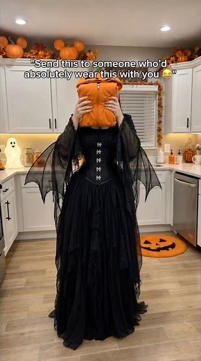 Comment “Onesie” if you absolutely need this! 😂💚 #onesie #pajamas #halloween
