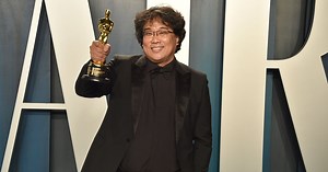 Nobody Had A Better Time At the 2020 Oscars Than Parasite's Bong Joon-Ho