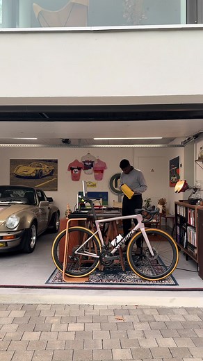 Explore the Specialized SL8: A Cyclist's Dream
