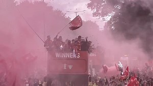 133K views · 10K reactions | Incredible scenes in Liverpool as the city goes wild for the parade 勞 | Liverpool FC - Liverpool Echo | Facebook