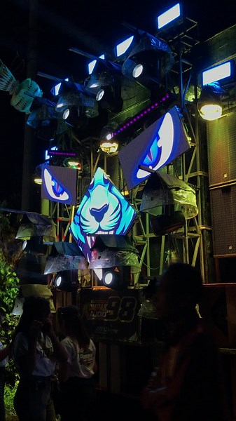 Karnaval Sound System: Logo dan Mentahan SWMU