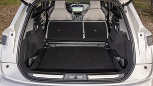 DS 7 SUV - Practicality & boot space | Carbuyer