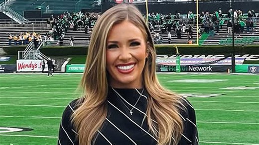 ESPN star Davis turns heads in sideline look as fans gasp she's 'outfit queen'
