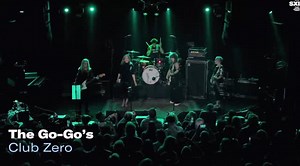#throwbackthursday December 14, 2021 @thewhiskyagogo in Los Angeles. "Club Zero" live with the wonderful, late great @clem.burke filling in on drums for Gina, who was recovering from back surgery at the time. The Go-Go’s exclusive SiriusXM Small Stage Series performance was aired on December 17, 2021. #clemburke #thegogos | Go-Go's