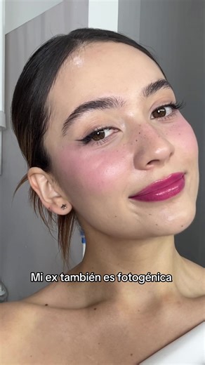 Busque como unirme al trend y siento que es lo que más amo hacer, sin ánimo de ofender, al contrario me he dado cuenta que WOW con el trabajo que todos aman hacer, que bonito verlos a todos🥹💖