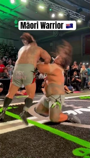 THIS MĀORI WARRIOR KNOWS HOW TO RUN IT STRAIGHT 😱‼️💥 #shorts #viral #trend