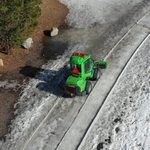 Today on #AttachmentSpotlights the Avant Power Rake - a versatile attachment for grading, leveling, raking, and debris removal. Perfect for both summer and winter work. #AvantTecno #AvantLoader #AvantInAction #AttachmentSpotlights #PowerRake #CompactLoader #LandscapingTools #SoilPreparation #GroundCare #SitePreparation #EarthmovingEquipment #ConstructionTools #LandscapingLife #WorkSmart #LoaderLife | Avant Tecno