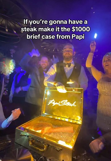 Experience the $1000 Papi Steak in Las Vegas