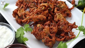 174K views · 1.2K reactions | Crispy Onion Pakora Recipe With Complete Guide | Teatime Snacks | Pakora Recipe | Ramadan Recipe Recipe: https://youtu.be/QU5LlLMGpto | Cooking with passion | Facebook