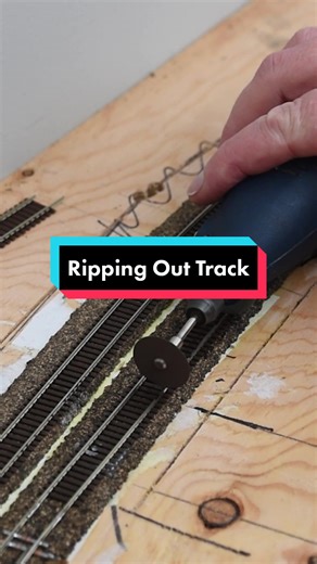 Improving Model Railway Track Spacing with New Radius Installation