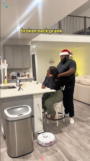 Pretend broken bone prank 😂😂#🦴 #prank #funny #foryou #fyp #funnyvideos #husband