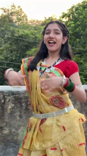 Mongra Mongra Ga Raja 😍 cgsong #bindi #dance #cgviral #trendingreels #cgfolksong #explorepage #video