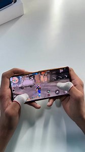 2.5M views · 53K reactions | finger handcam gameplay solo vs squad poco x3 pro 60fps 120hz 360hz game turbo SD860 Prosecser 4kr | Pyare Gamer Official | Facebook