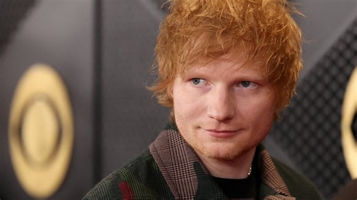 Ed Sheeran y su nuevo disco “Play” estarán en la camiseta del Barcelona