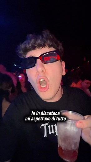 Fabio Benvenuto | Anche in discoteca no… 🤡😳 #juventus #seriea #inter #ironia | Instagram