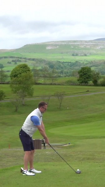 28K views · 218 reactions | This commentary from mr b was absolutely class 藍藍#golftravellerapart #golftravellerunbelievable #golftravellerirons #golftravellermagical #tigerwoods #golfview #golfviews #viewsfordays #views #golfers #golflife #golfing⛳️ #golferslife #golftravellertag #golffun #golfcart #golfinstruction #golfcoach #lovegolf #golfusa #golfuk #pga #pgatour #titleist | Golfmates | Facebook