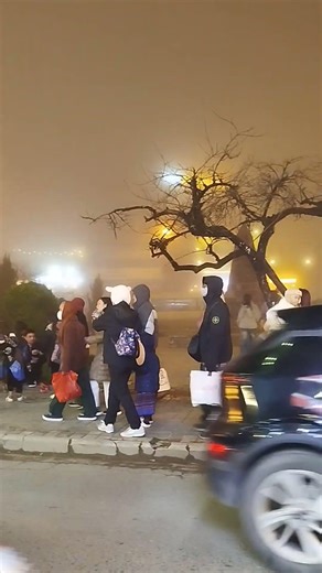 I immediately spotted a hot girl walking by.