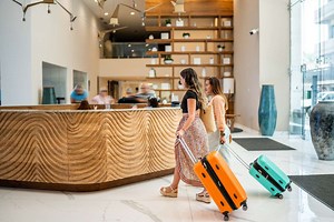 The 10 Biggest Mistakes to Avoid at Check-in (and Checkout) at a Hotel