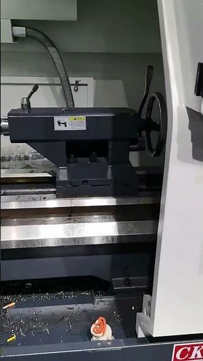 This is the Chinese CK6150 CNC lathe.