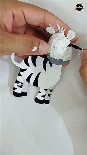 Upcycle Walnut Shell l Zebra Craft Walnut Shell #craft #diy #walnutshell