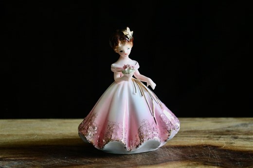 Vintage Josef Originals Mary Lou Figurine, Kitschy Cute Spring Decor, Girl in Pink Gown Holds Flower Vase, Collector Gift, Grannycore Charm - Etsy