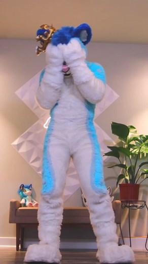 Dancing in a Skrillex Fursuit - Fluke Husky