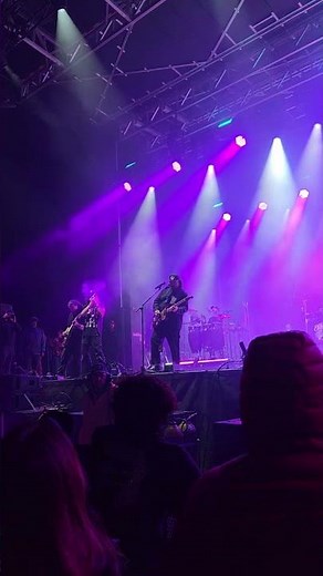 Izzy Roots joins The Elovaters for an unforgettable Cali Roots moment #CaliRoots #LiveMusic #Reggae