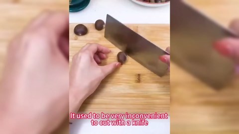 Chestnut Peeler, 2026 New Chestnut Cutter Tool, Nutcracker Chestnut Opener, Quickly Peel Chestnuts, Dried Fruit Opener for Chestnut Walnuts Pecan Filbert, Portable Kitchen Tool (2PC-B)