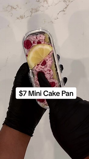 Turn $0.25 Pan into $7: Easy Mini Cake Recipe