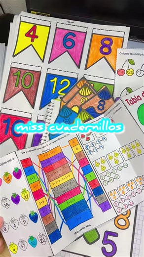 Ya lo puedes descargar en el grupo de WhatsApp. Material de membresía MARZO-ABRIL. ¿Estás enseñando las tablas de multiplicar a tus hijos o alumnos? Este material interactivo es ideal para tus peques, porque primero van a entender cómo funcionan las tablas… antes de memorizarlas. Y lo mejor: son materiales manipulativos que favorecen el aprendizaje, haciendo que las matemáticas tengan sentido y no solo se repitan. #TablasDeMultiplicar #MatemáticasParaNiños #AprenderJugando #Educación #Maestras