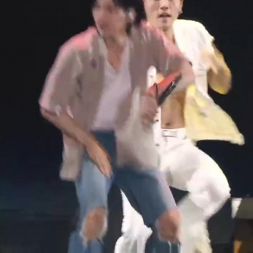 The ICONIC surprise performance in KPOP 🫡" | 𝐀 𝐆 𝐔 𝐒 𝐓 𝐃