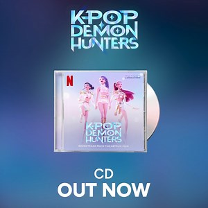 'KPop Demon Hunters' (Soundtrack from the Netflix Film) está disponible en nuestra tienda oficial. Incluye la nueva canción "TAKEDOWN", con la participación de Jeongyeon, Jihyo y Chaeyoung, del grupo de K-pop, TWICE. Además, de un póster desplegable y tarjeta fotográfica. 🛒➡ https://udiscover.mx/products/kpop-demon-hunters-soundtrack-from-the-netflix-film | Universal Music México