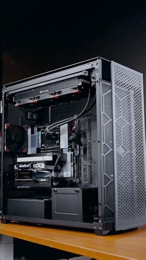 How much RAM does a 700,000 baht machine use?