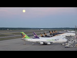 Cologne Bonn Airport arrivals and departures. Planespotting in 4K on a very hot Sunday evening