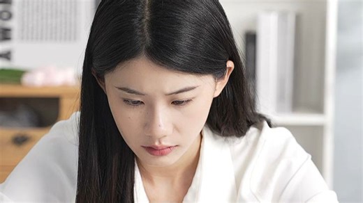 办公室效率翻倍！实测西数WD My Book移动固态硬盘，读写速度快，小巧便携，文件传输嗖嗖快，出差办公更轻松！