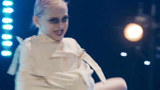 Lilly performs her acrobatic solo "Straight Escape" at the Season 8 reunion #dancemoms | Dance Moms