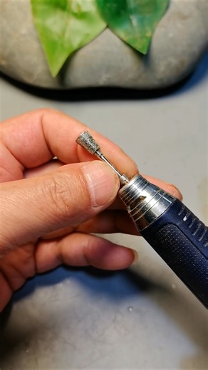 Satisfying Stone Engraving Art – Watch This Rock Carving Transformation!