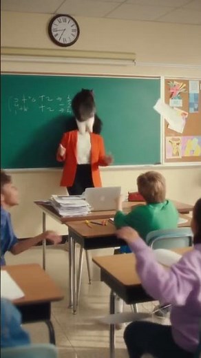 Cat Takes Over Classroom: Teacher’s Head Becomes Launchpad! 😹📚