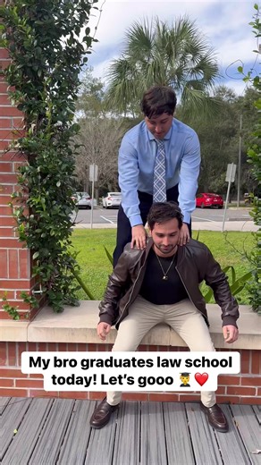 Listen to the commentary 😂😂😂 | Sander Jennings