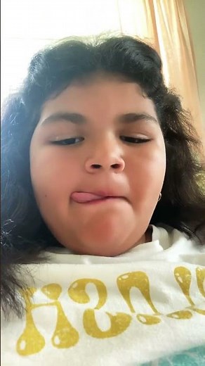 Everybody clap your hands