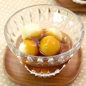 ひんやりおいしい♪ 冷やしみたらし団子のレシピ動画・作り方 | デリッシュキッチン