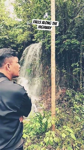 🌿🍃nature spring nice view in the falls along the highway