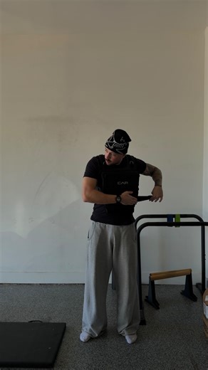 Zack Kravits on Instagram: "Episode 9: 🧠 Create Permanent Change This is my step-by-step system for implementing a book into my life so it sticks. This is why I only read two books per year… maximum. #lifedesign #rebrand"