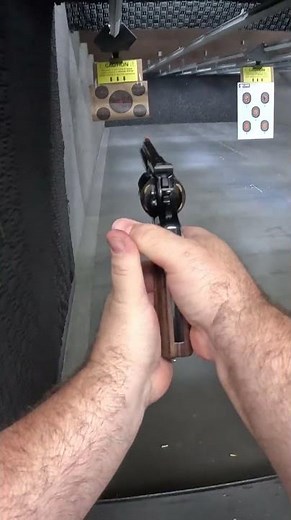 First shots on the Colt Anaconda .44 Mag Blued