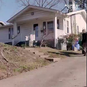 1️⃣,2️⃣,5️⃣—which of these codes under your plastic bottles indicate if they can be recycled? Watch to find out! | Alliance to End Plastic Waste