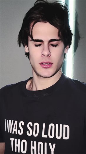 CALIFORNIA COOKIE 🌉 (@unbancookie)’s video of cut the cookie