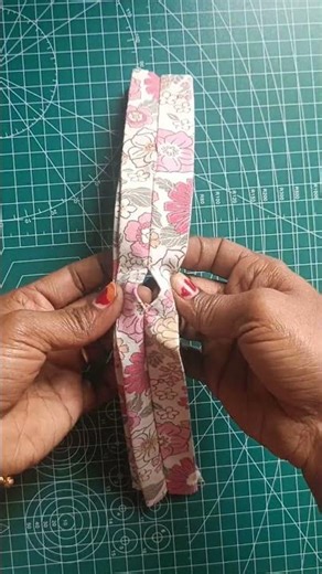 Perfect Button Holes and Button Attachment/Easy sewing Tutorial/ Beginners Learning #diy