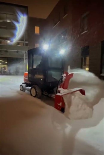 Kubota F2100 to work 🚜