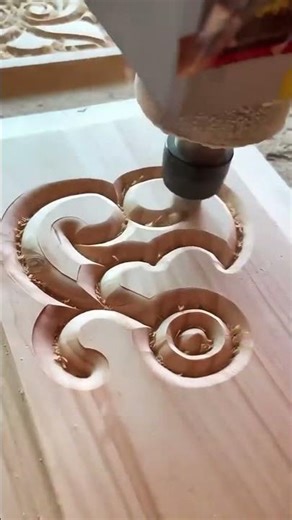 How CNC Wood Carving Achieves Precision in Patterns – How It Works and Why It’s Revolutionary