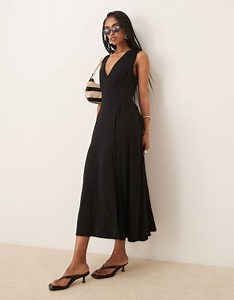 Nobody's Child Starlight structured jersey midi dress in black | ASOS